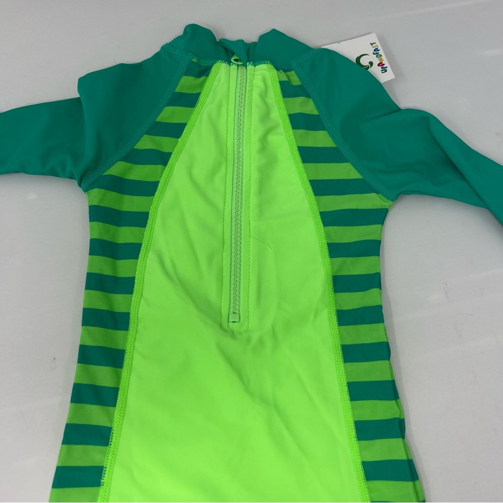 NWT• Baby UPF 50+ Sun Protective SwimSuit & Hat • Size 9-12 Months - Picture 3 of 8